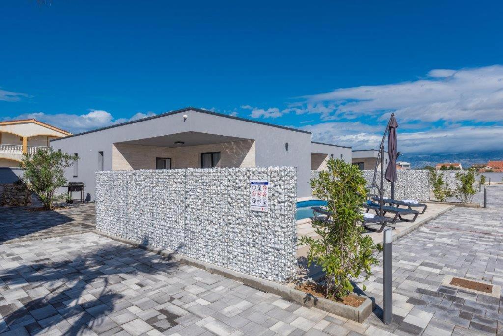 More Exclusive Villas And Spa Vir Εξωτερικό φωτογραφία